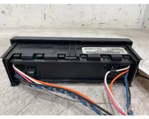 INTERNATIONAL Prostar Dash  Console Switch