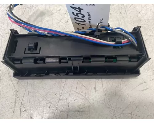 INTERNATIONAL Prostar Dash  Console Switch