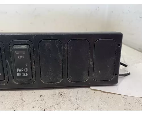 INTERNATIONAL Prostar Dash  Console Switch