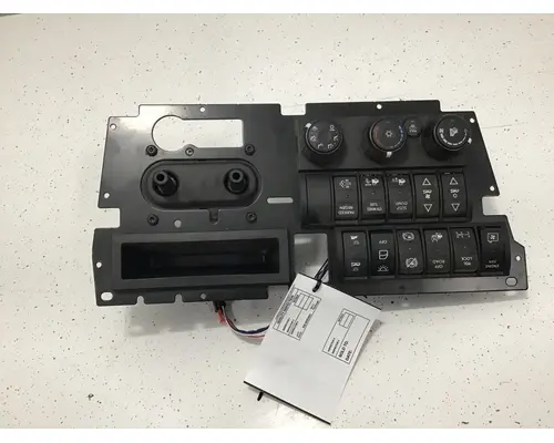 INTERNATIONAL Prostar Dash  Console Switch