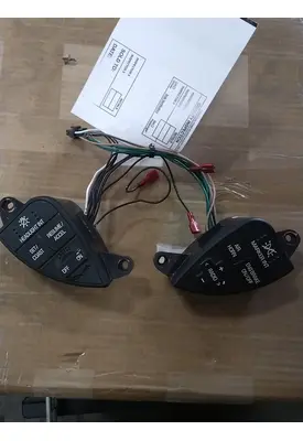 INTERNATIONAL Prostar Dash / Console Switch