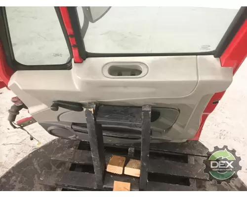 INTERNATIONAL Prostar Door Assembly, Front