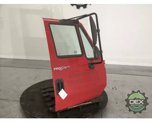 INTERNATIONAL Prostar Door Assembly, Front