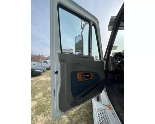 INTERNATIONAL Prostar Door Assembly, Front