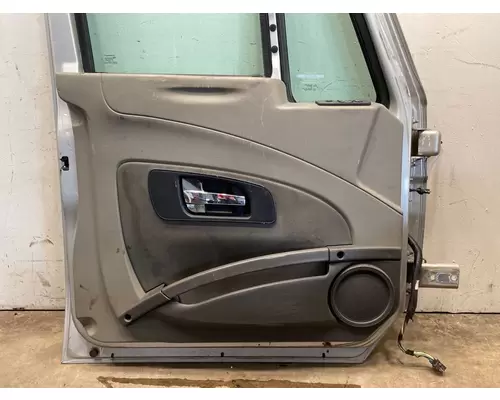 INTERNATIONAL Prostar Door Assembly, Front