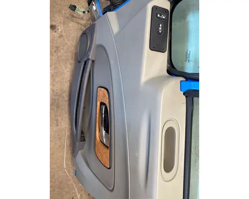 INTERNATIONAL Prostar Door Assembly, Front