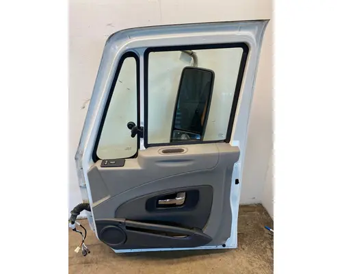 INTERNATIONAL Prostar Door Assembly, Front