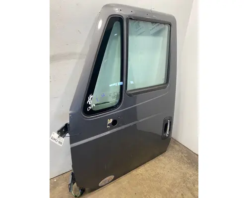 INTERNATIONAL Prostar Door Assembly, Front