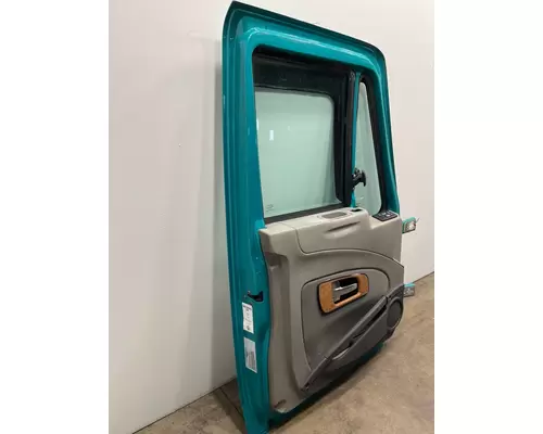 INTERNATIONAL Prostar Door Assembly, Front