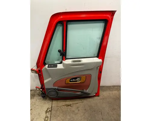 INTERNATIONAL Prostar Door Assembly, Front