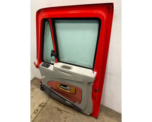 INTERNATIONAL Prostar Door Assembly, Front