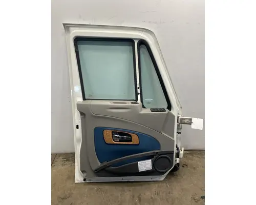 INTERNATIONAL Prostar Door Assembly, Front