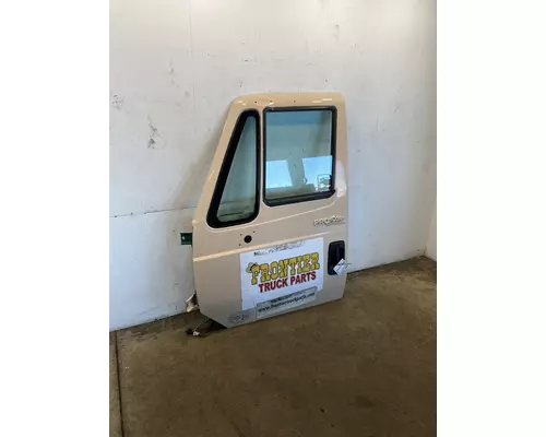 INTERNATIONAL Prostar Door Assembly, Front