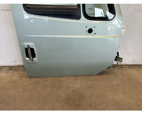 INTERNATIONAL Prostar Door Assembly, Front