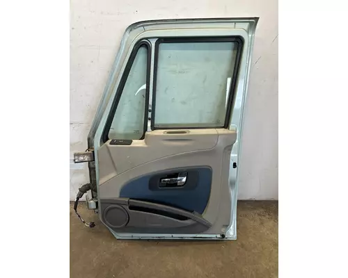 INTERNATIONAL Prostar Door Assembly, Front