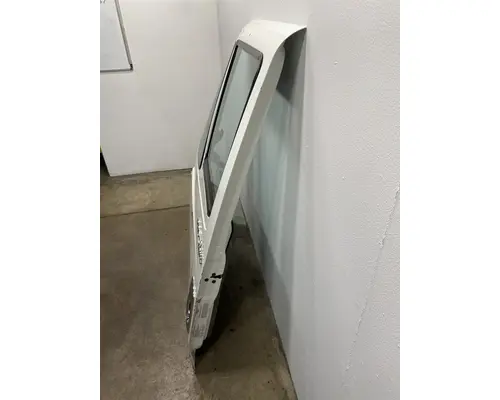 INTERNATIONAL Prostar Door Assembly, Front