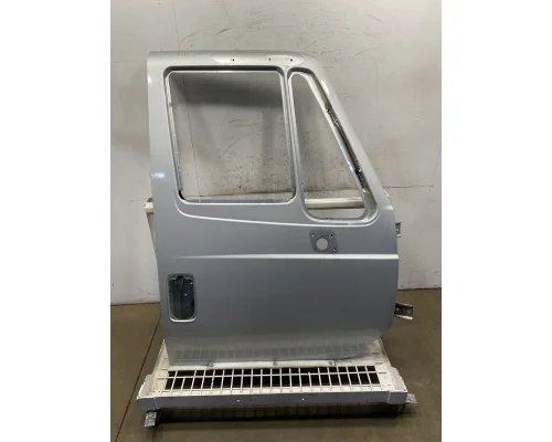 INTERNATIONAL Prostar Door Assembly, Front
