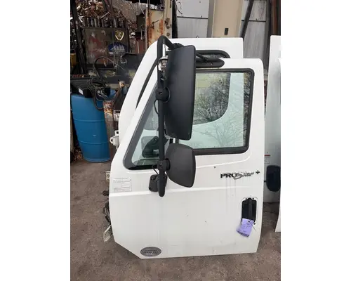 INTERNATIONAL Prostar Door Assembly, Front