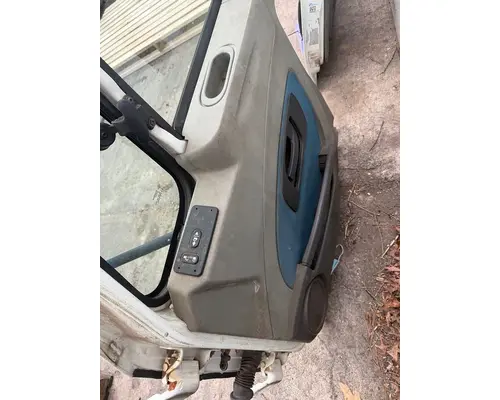 INTERNATIONAL Prostar Door Assembly, Front