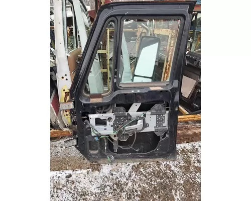 INTERNATIONAL Prostar Door Assembly, Front