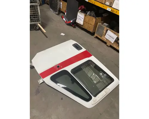 INTERNATIONAL Prostar Door Assembly, Front