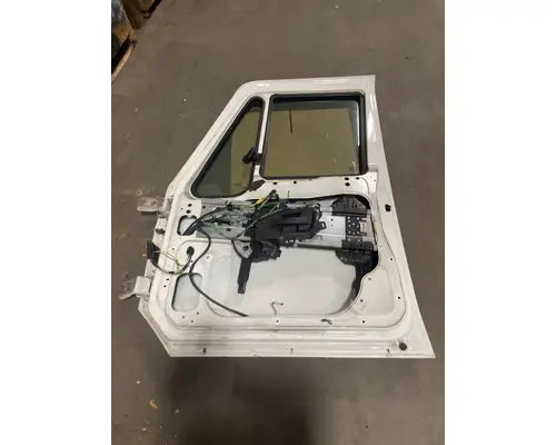 INTERNATIONAL Prostar Door Assembly, Front