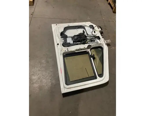 INTERNATIONAL Prostar Door Assembly, Front