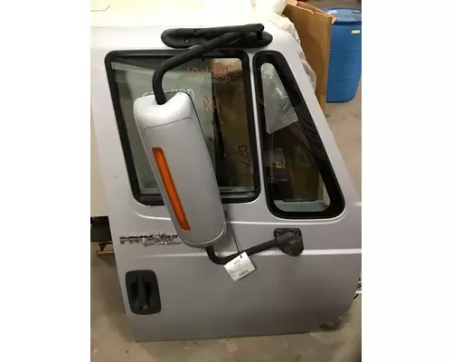 INTERNATIONAL Prostar Door Assembly, Front