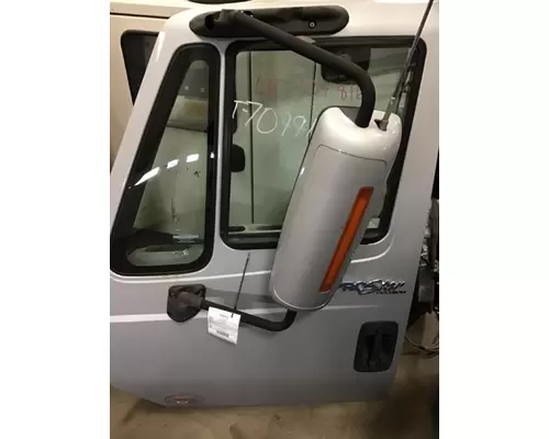 INTERNATIONAL Prostar Door Assembly, Front