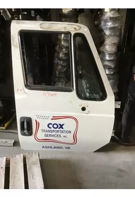INTERNATIONAL Prostar Door Assembly, Front