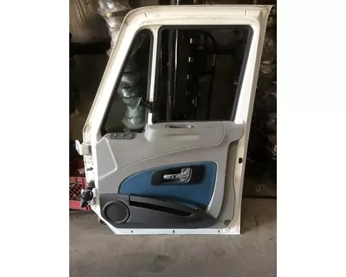 INTERNATIONAL Prostar Door Assembly, Front