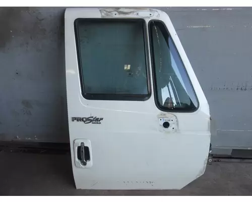 INTERNATIONAL Prostar Door