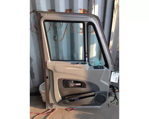 INTERNATIONAL Prostar Door