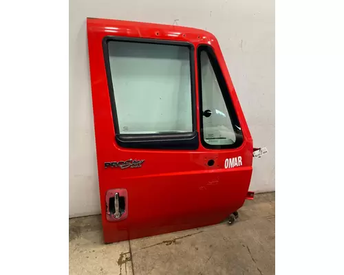 INTERNATIONAL Prostar Door