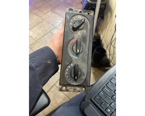 INTERNATIONAL Prostar ECM (HVAC)climate control