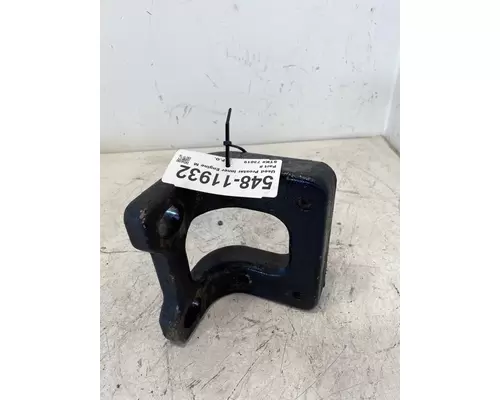 INTERNATIONAL Prostar Engine Mount