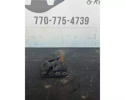 INTERNATIONAL Prostar Engine Mounts