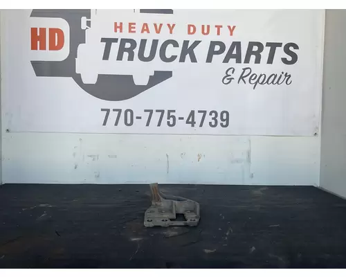 INTERNATIONAL Prostar Engine Mounts