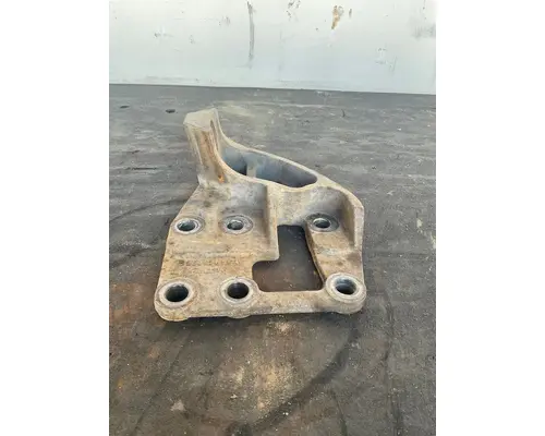 INTERNATIONAL Prostar Engine Mounts