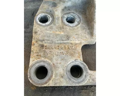 INTERNATIONAL Prostar Engine Mounts