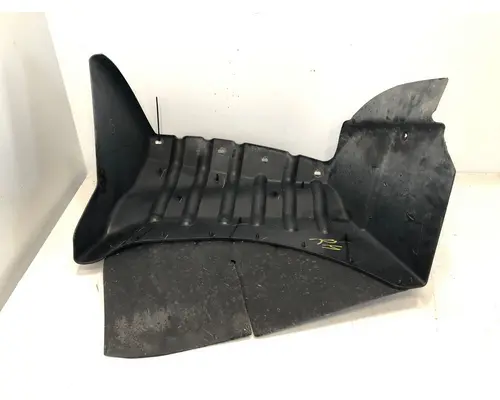 INTERNATIONAL Prostar Fender Extension