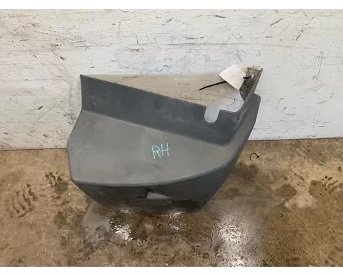 INTERNATIONAL Prostar Fender Extension