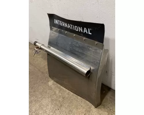 INTERNATIONAL Prostar Fender Extension