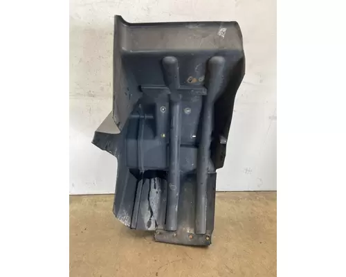 INTERNATIONAL Prostar Fender Extension