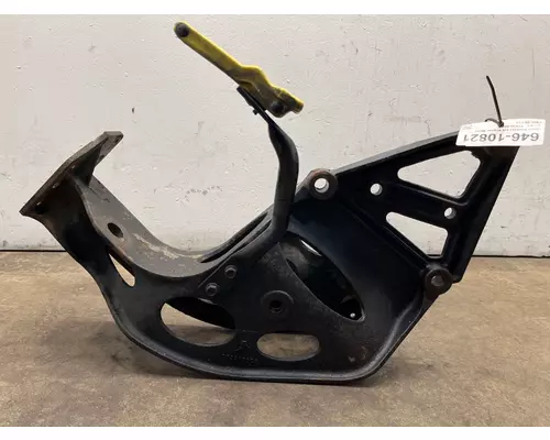 INTERNATIONAL Prostar Frame HornBumper Mount