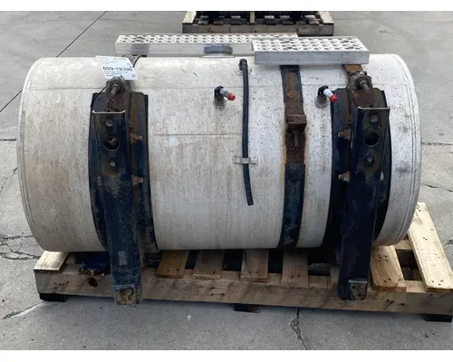 INTERNATIONAL Prostar Fuel Tank