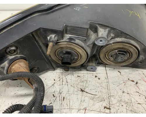 INTERNATIONAL Prostar Headlamp Assembly