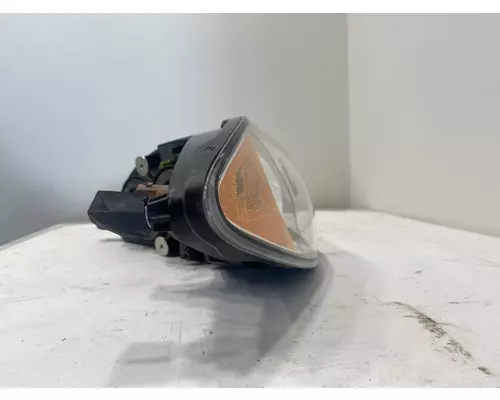 INTERNATIONAL Prostar Headlight