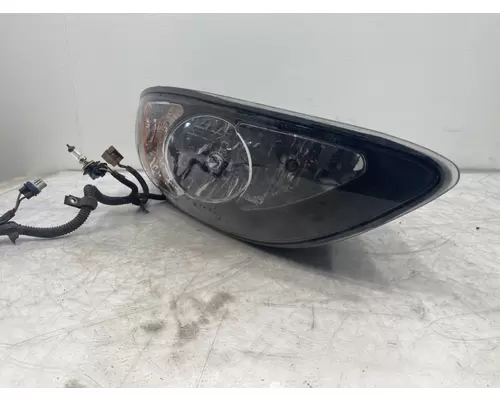 INTERNATIONAL Prostar Headlight