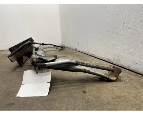 INTERNATIONAL Prostar Hood Hinge